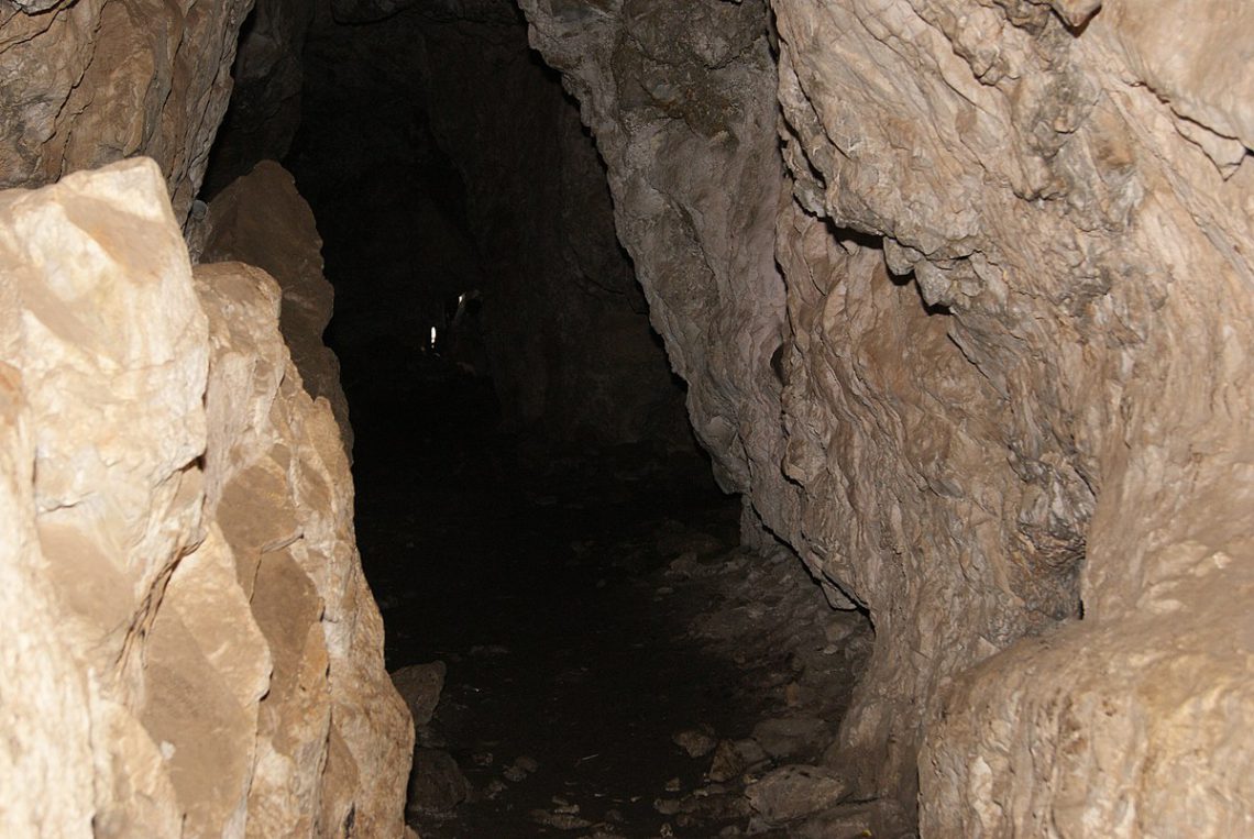 غار علی شیخ- مجله گردشگری