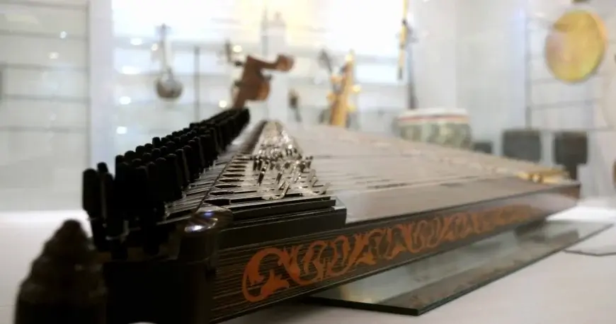 در موزه موسیقی اصفهان چه سازهایی وجود دارد