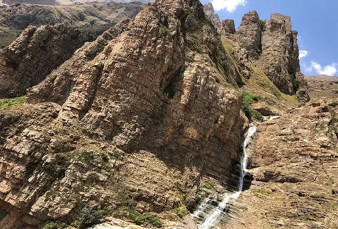 آبشار سیاه چشمان