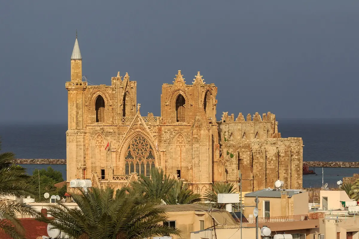 مسجد لالا مصطفی پاشا
