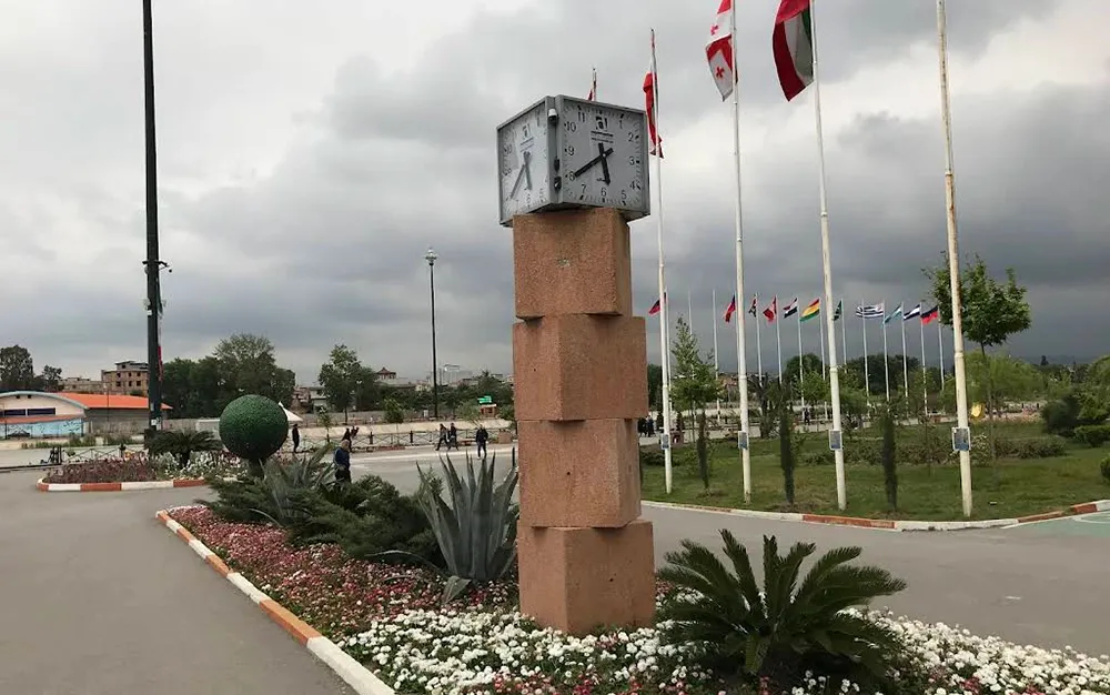 ساعت بوستان ملل در ساری