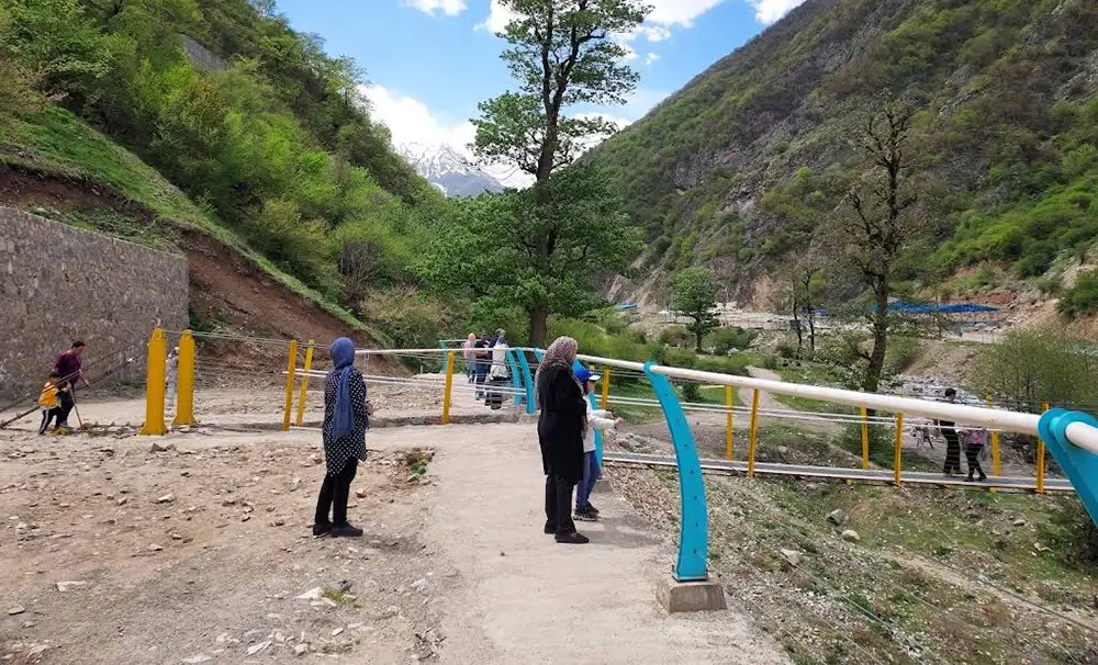 خروجی پل معلق کلاردشت